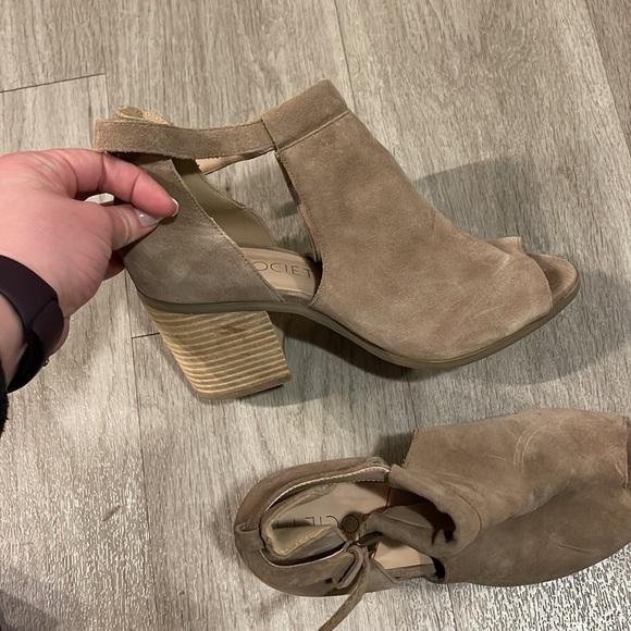 Sole society Womens heeled open toe cow suede bootie - Picture 5 of 7